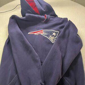 New England Patriots kid size M (10-12) blue hooded sweatshirt